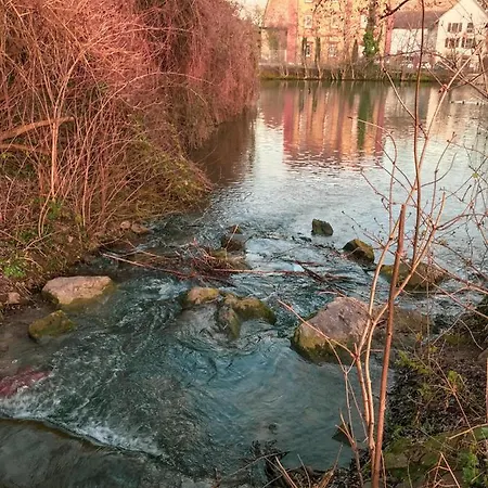 Haus Am Bach - Schoene Grosse Moderne Mit Terrasse Διαμέρισμα