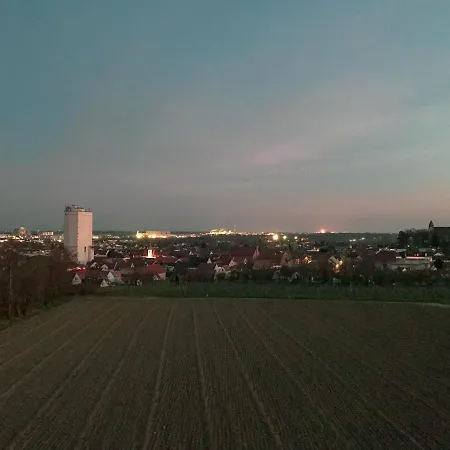 Haus Am Bach - Schoene Grosse Moderne Mit Terrasse Osthofen