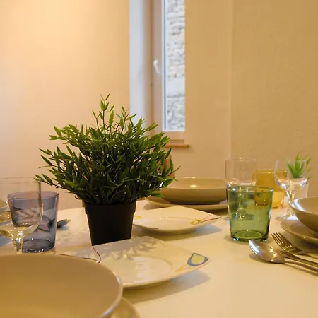 Haus Am Bach - Schoene Grosse Moderne Mit Terrasse Apartment