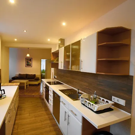 Haus Am Bach - Schoene Grosse Moderne Mit Terrasse דירה *