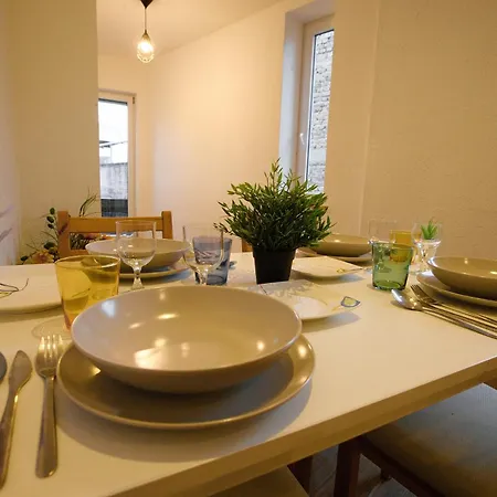 Apartment Haus Am Bach - Schoene Grosse Moderne Mit Terrasse Osthofen