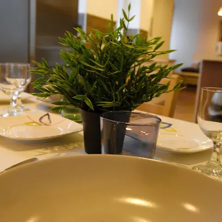 Haus Am Bach - Schoene Grosse Moderne Mit Terrasse